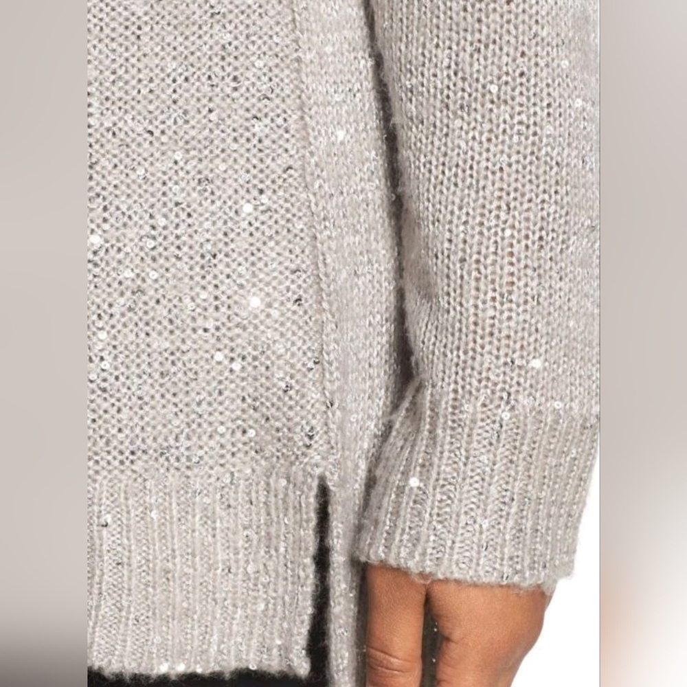 NYDJ Sparkly Cozy Knit Silver Gray Elegant Sweater - Size L - Picture 4 of 15